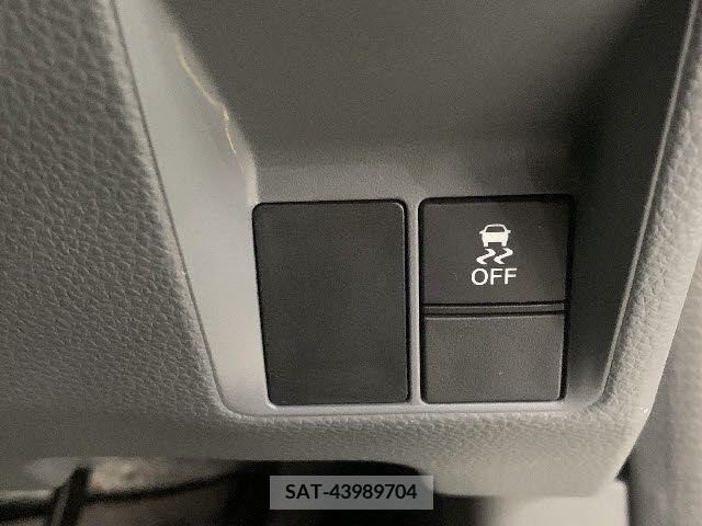 Honda N-VAN 2020-04 209861-11