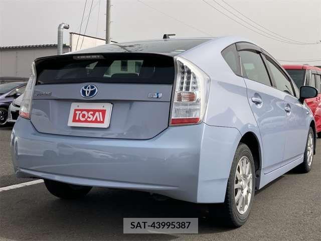 Toyota PRIUS 2009-08 373368-1