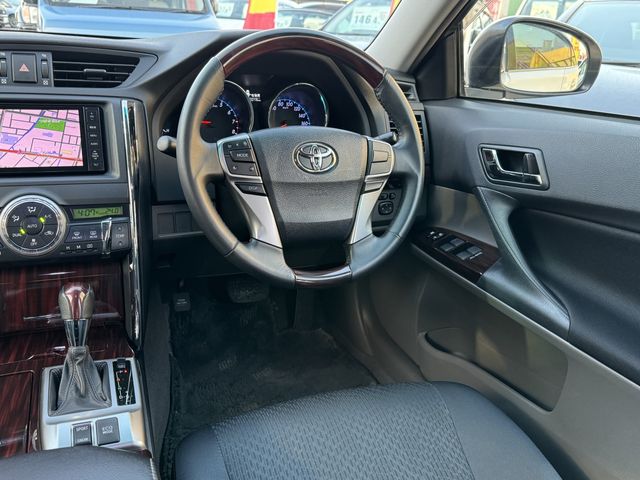 Toyota MARK X 2012-03 185275-12