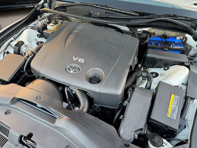 Toyota MARK X 2012-03 185275-29
