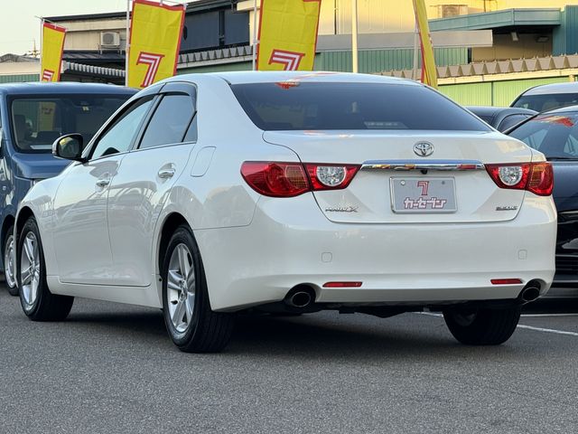 Toyota MARK X 2012-03 185275-7