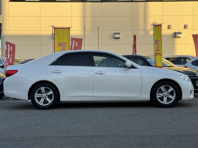 Toyota MARK X 2012-03 185275-4