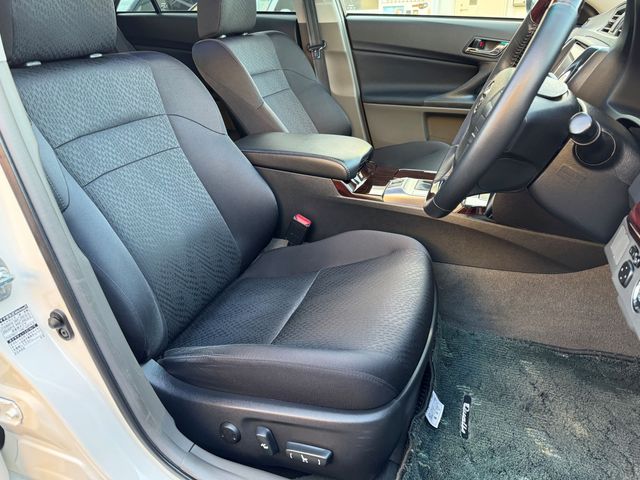 Toyota MARK X 2012-03 185275-21