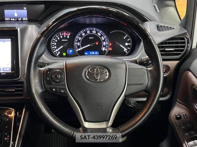 Toyota ESQUIRE 2015-03 218706-12