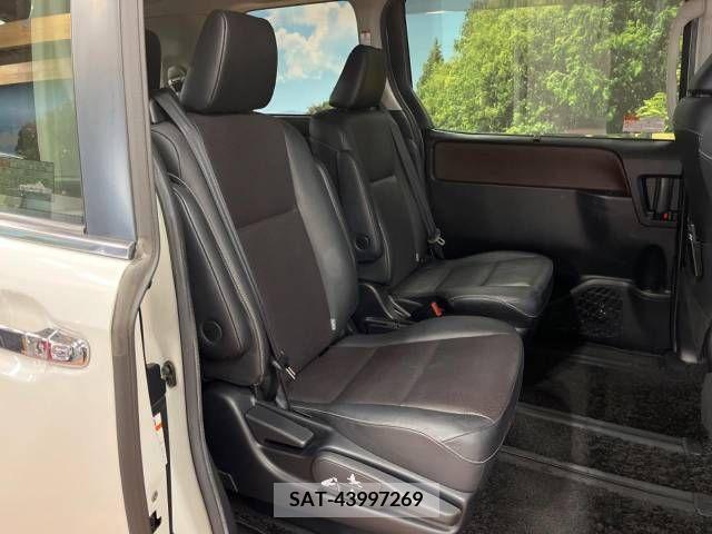 Toyota ESQUIRE 2015-03 218706-9