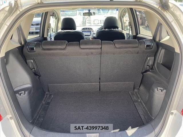 Honda FIT 2013-06 303303-19
