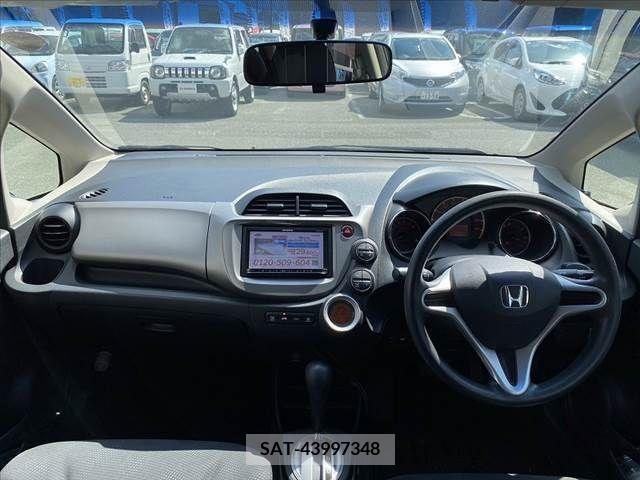 Honda FIT 2013-06 303303-1