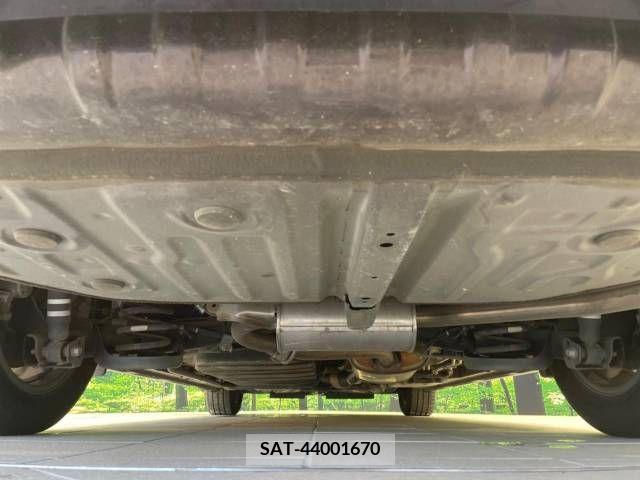 Toyota VOXY 2018-08 370293-18