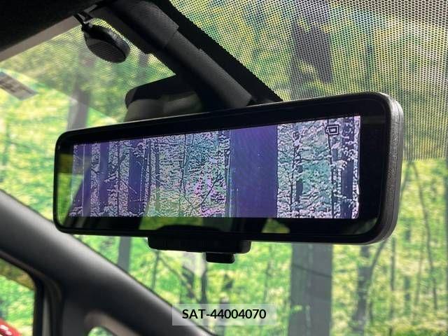 Nissan NOTE 2017-04 213469-4