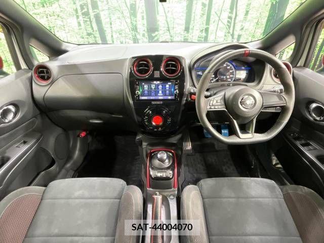 Nissan NOTE 2017-04 213469-1