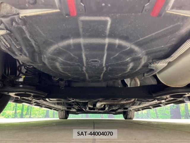 Nissan NOTE 2017-04 213469-19