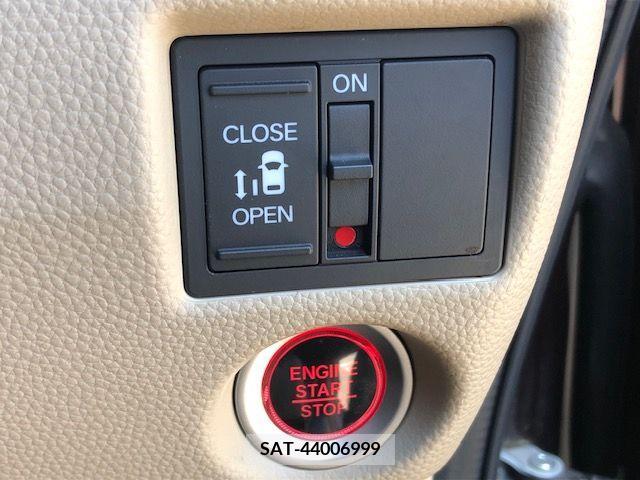 Honda N BOX 2019-04 344048-16