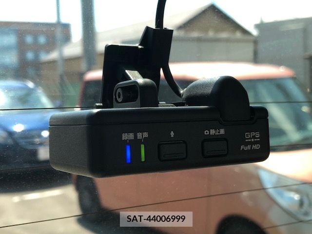 Honda N BOX 2019-04 344048-10