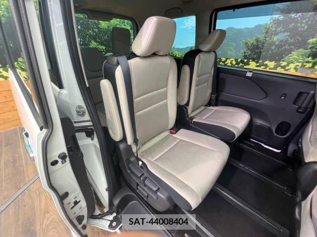 Nissan SERENA 2019-09 284167-9