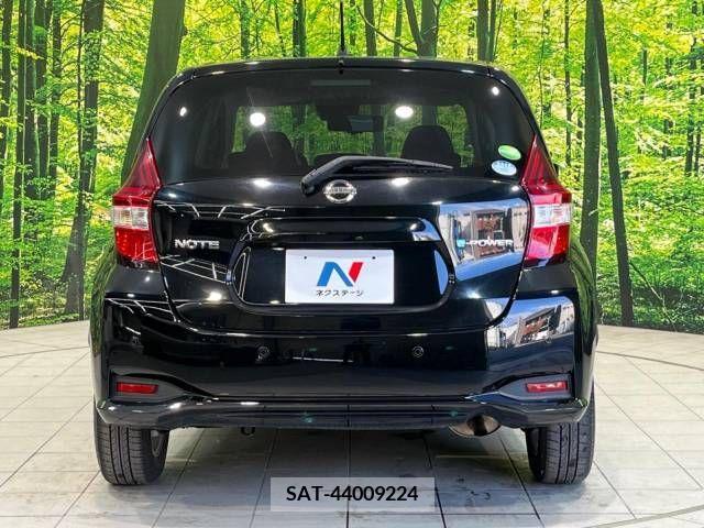 Nissan NOTE 2018-10 255719-15