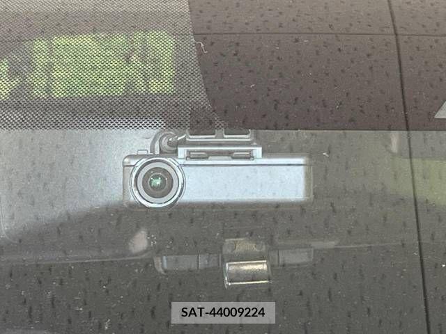 Nissan NOTE 2018-10 255719-6