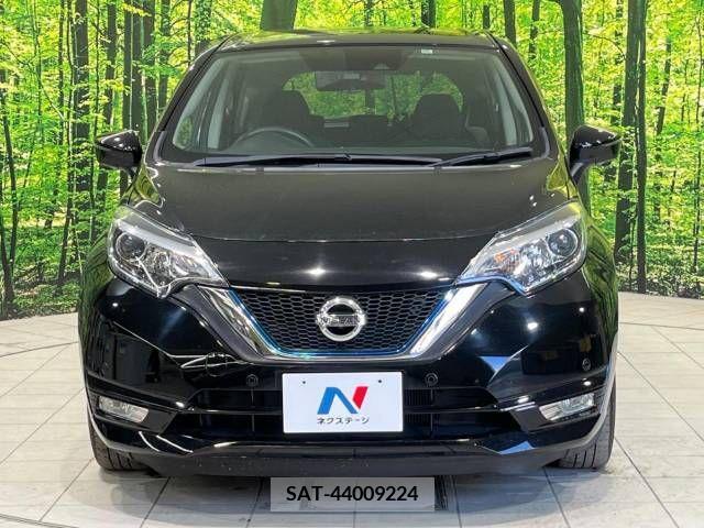 Nissan NOTE 2018-10 255719-14