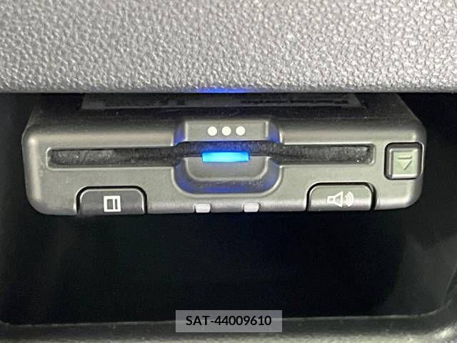 Daihatsu MOVE 2018-01 330585-4