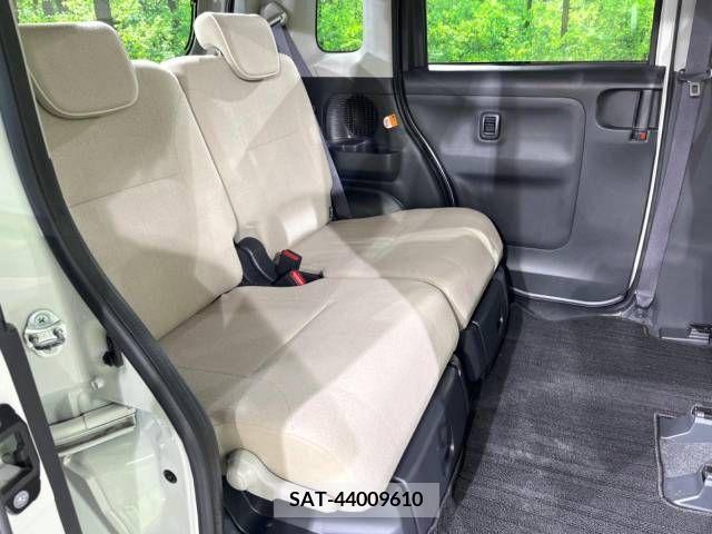 Daihatsu MOVE 2018-01 330585-9