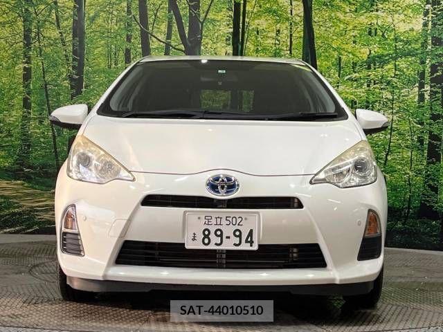 Toyota AQUA 2013-08 314163-14