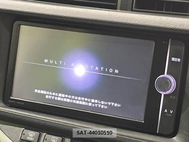 Toyota AQUA 2013-08 314163-2