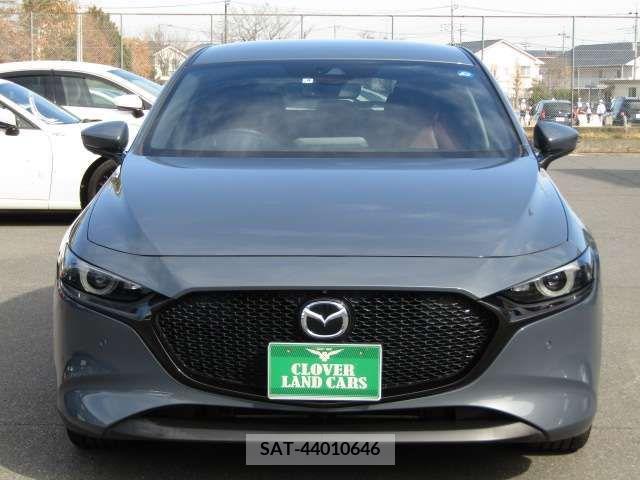 Mazda MAZDA3 2019-08 220079-4