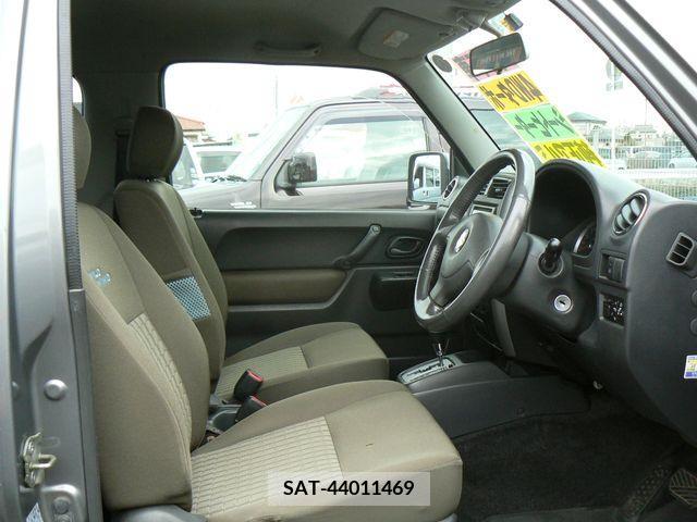 Suzuki JIMNY 2006-01 208246-5