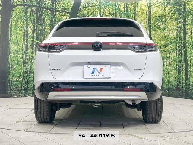 Honda VEZEL 2021-08 351118-15