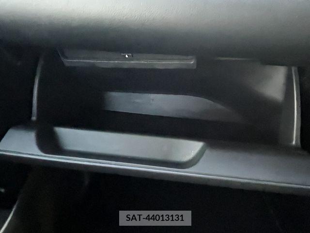 Toyota VOXY 2022-10 342740-18