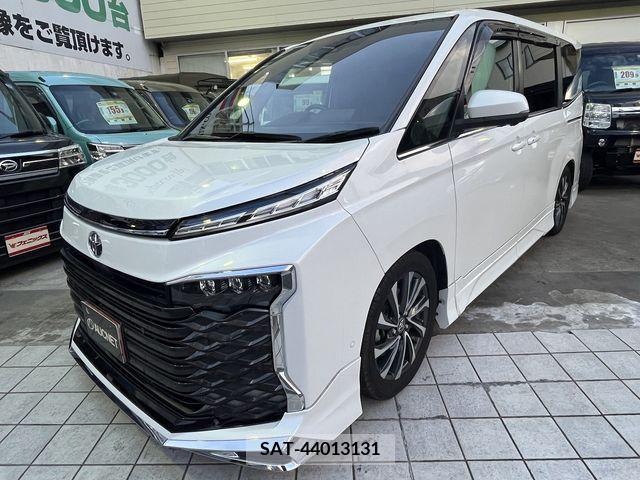 Toyota VOXY 2022-10 342740-0