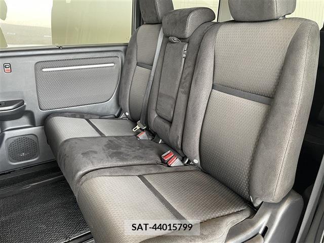 Honda e 2020-11 378115-28