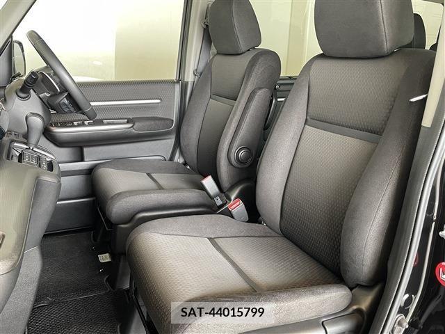 Honda e 2020-11 378115-25