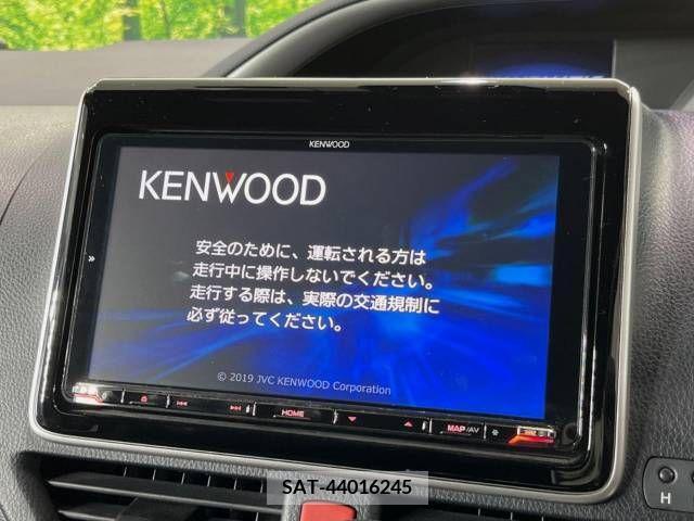 Toyota VOXY 2019-06 337457-5