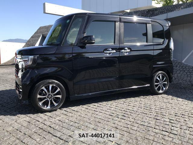 Honda N BOX CUSTOM 2020-01 279143-1