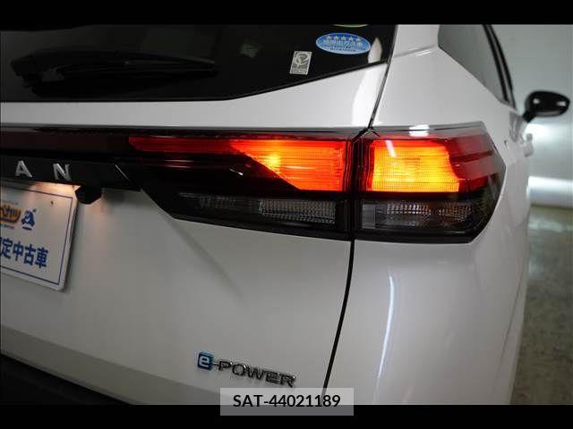 Nissan NOTE 2021-03 279938-11