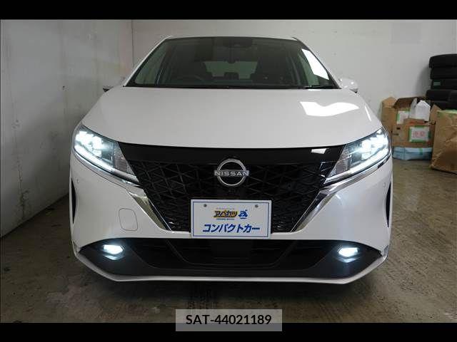 Nissan NOTE 2021-03 279938-4