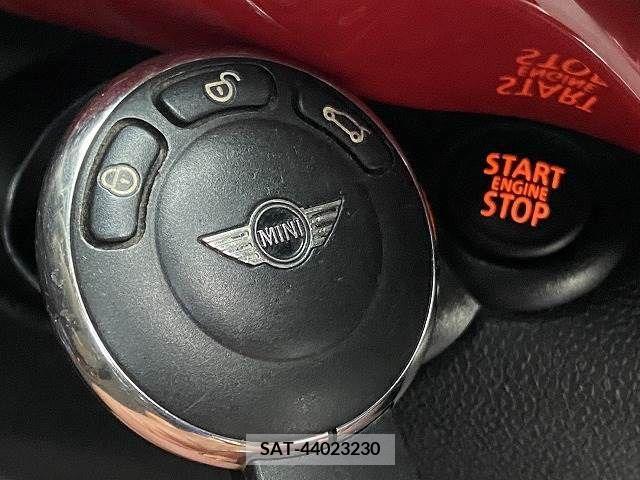 Bmw MINI 2014-01 319780-7