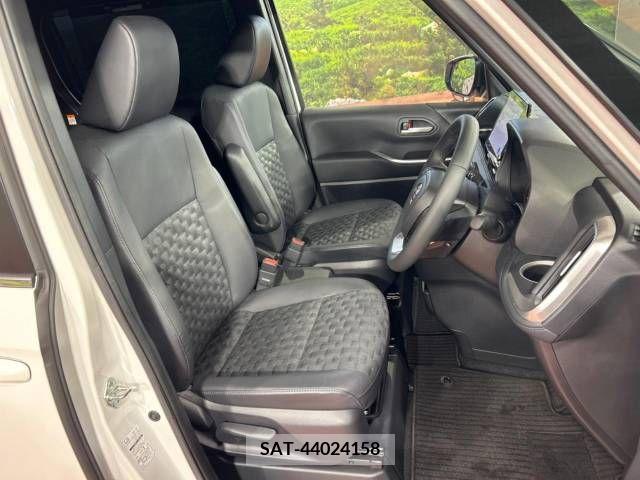 Toyota VOXY 2023-05 378397-8