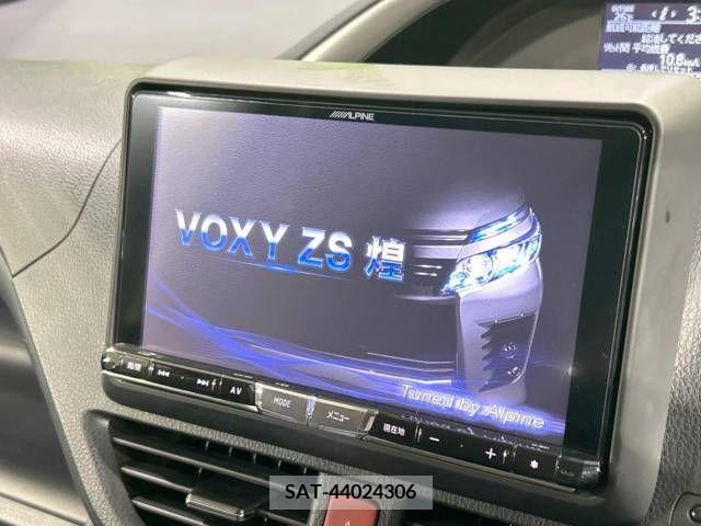 Toyota VOXY 2015-06 336666-2