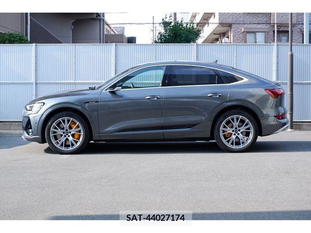 Audi E-TRON 2021-04 334744-1