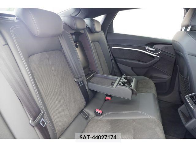 Audi E-TRON 2021-04 334744-13