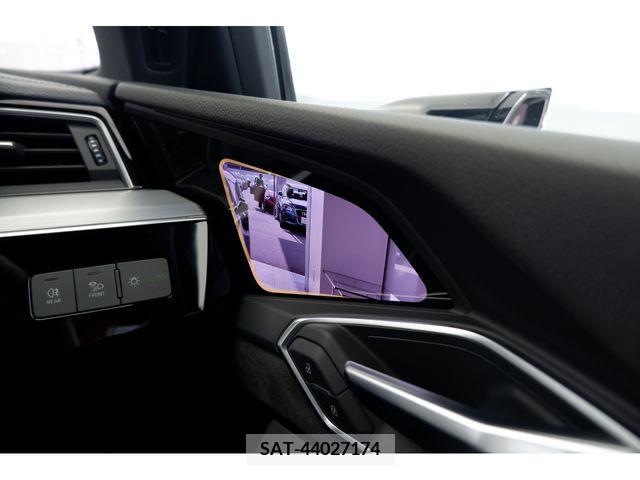 Audi E-TRON 2021-04 334744-25