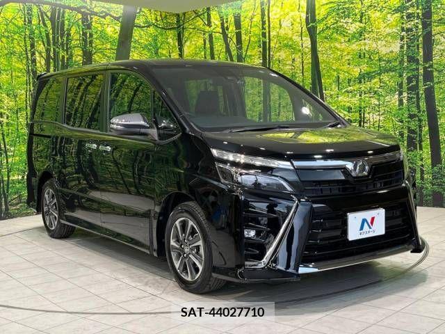 Toyota VOXY 2019-11 394988-16