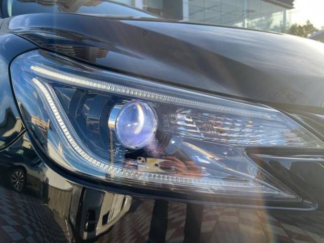 Toyota MARK X 2013-04 20612-8
