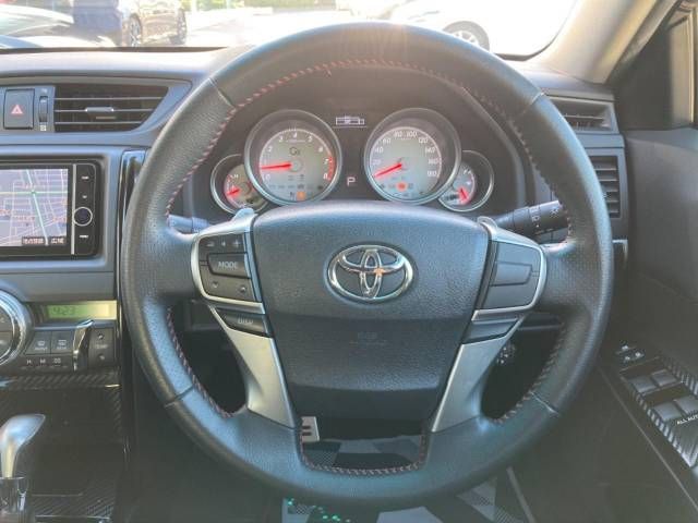 Toyota MARK X 2013-04 20612-4