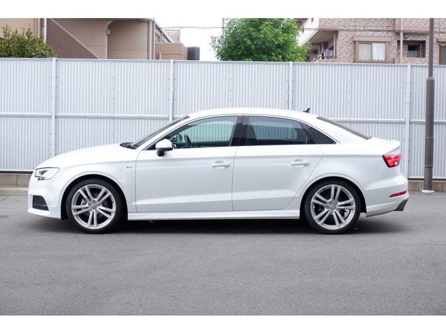 Audi A3 SEDAN 2020-04 6397-1