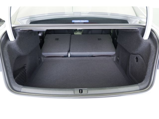 Audi A3 SEDAN 2020-04 6397-10