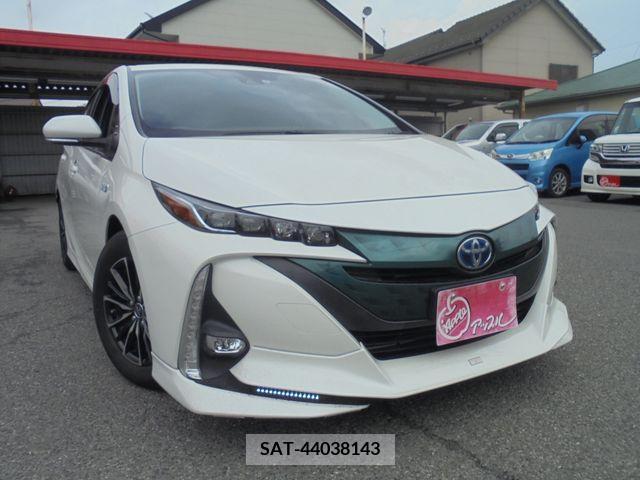 Toyota PRIUS PHV 2017-09 282590-4