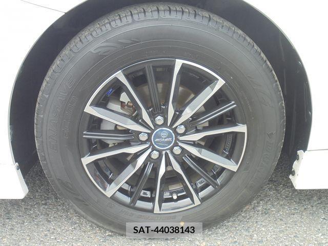 Toyota PRIUS PHV 2017-09 282590-9