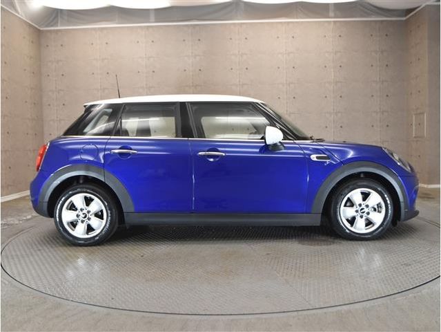 Bmw MINI 2018-11 195614-9